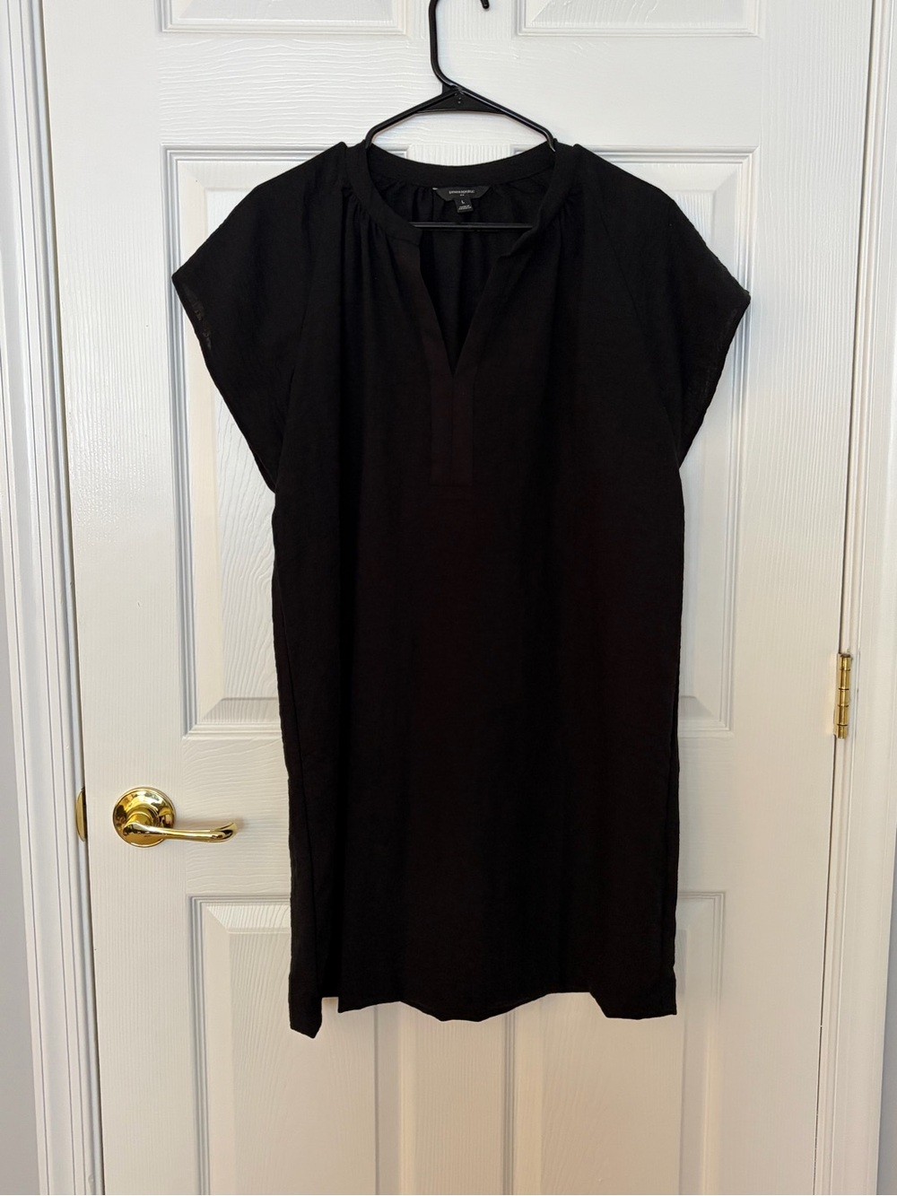 Banana Republic Black Split V-Neck Tunic Dress